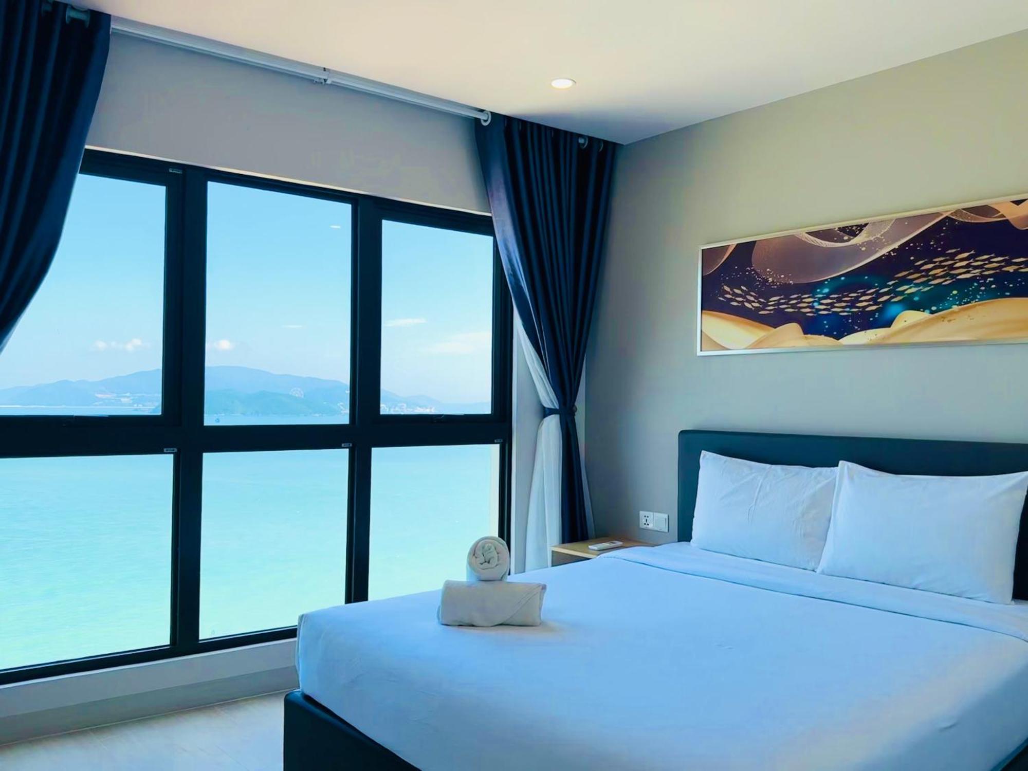 Gold Coast Luxury - Ocean View *