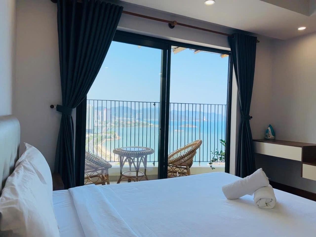 Gold Coast Luxury - Ocean View Căn hộ *