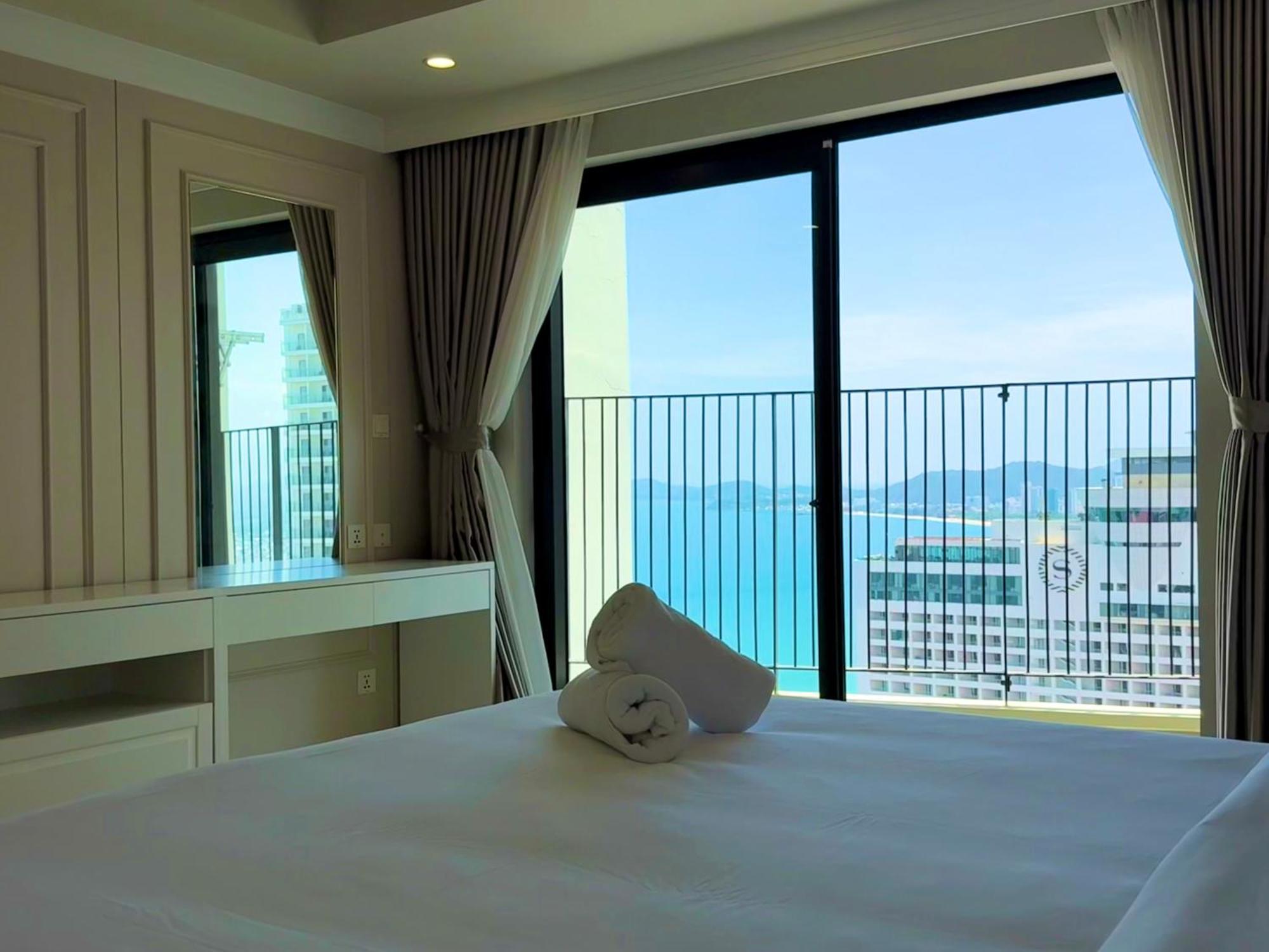Gold Coast Luxury - Ocean View Căn hộ *